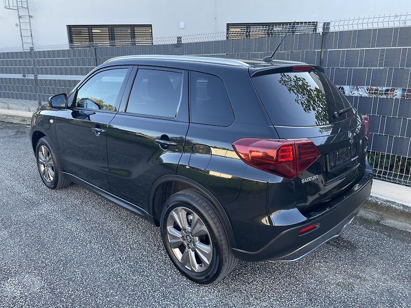Suzuki Vitara (2020) 1.4 BoosterJet 103 kW  - fotka 3 z 26