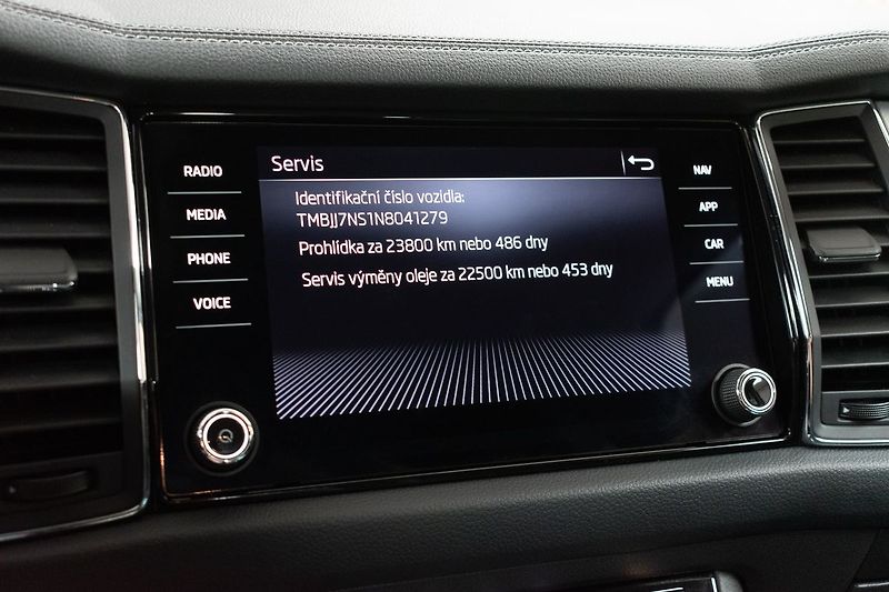 Škoda Kodiaq 2.0 TDI 110*DSG*ACC*KAMERA*DPH - fotka 29 z 38