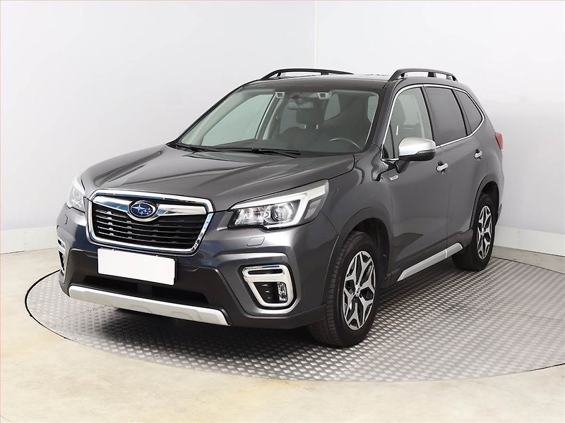 Subaru Forester (2020) 2.0 e-Boxer MHEV - fotka 2 z 22