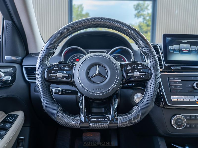 Mercedes-Benz GLS (2016) 350d 4Matic 7Miest, Pano, H&K - fotka 10 z 21