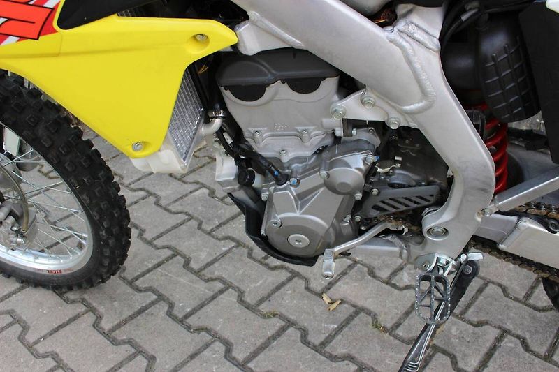 Suzuki RMX 450 (2014) vč spz - fotka 8 z 8