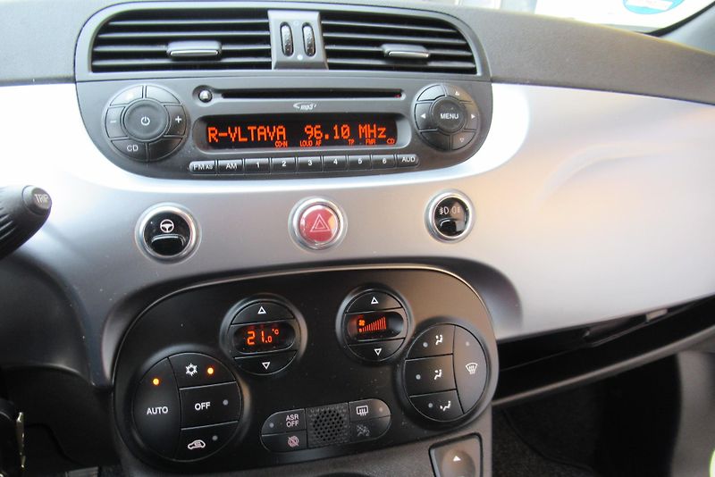 Fiat 500 1.2i AUT. KLIMA SADA KOL - fotka 14 z 24