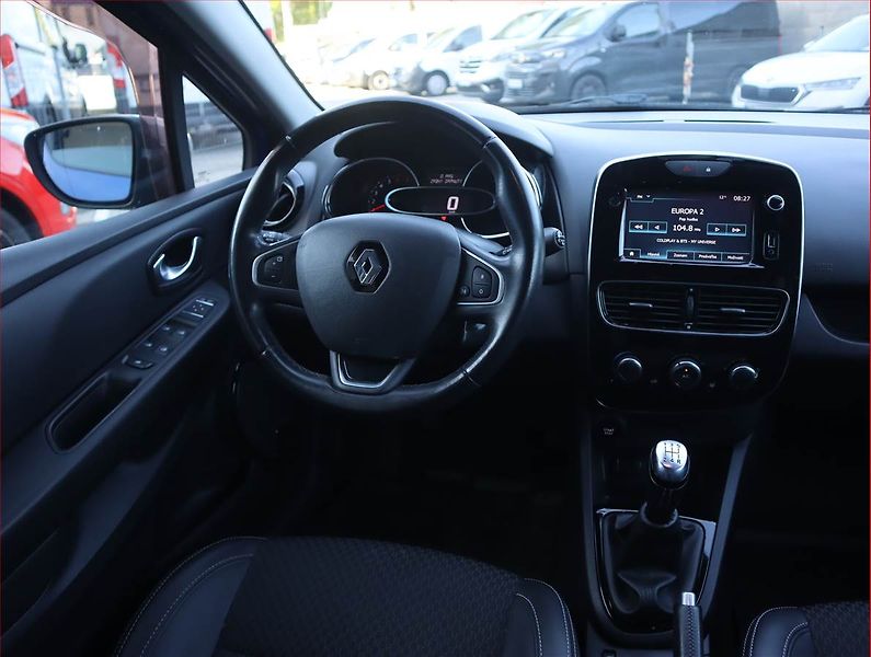 Renault Clio (2017) 0.9 TCe, Navi, Tempomat - fotka 7 z 19
