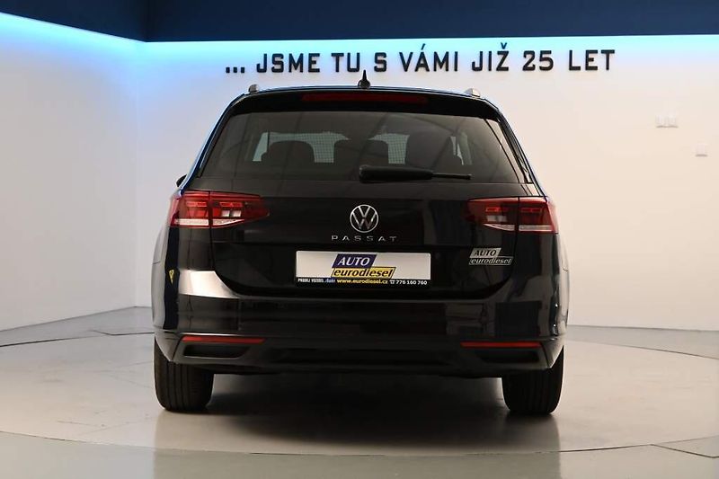 Volkswagen Passat (2023) 2.0 LED DSG ACC VIRTUAL Kamera - fotka 6 z 34
