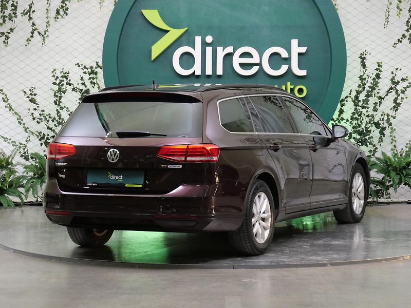 Volkswagen Passat - fotka 2 z 25