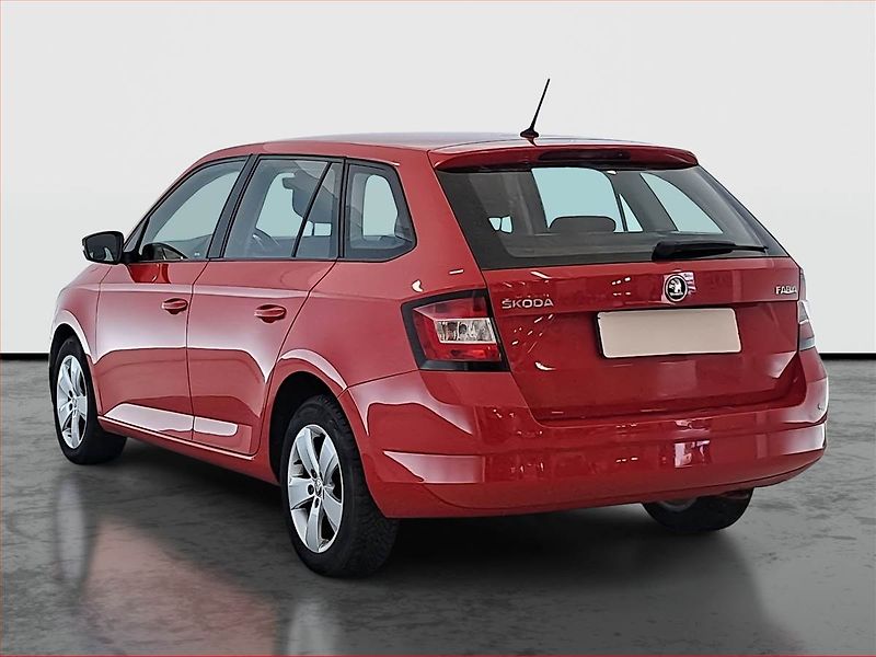 Škoda Fabia (2017) 1.4 TDI, Park. senzory - fotka 4 z 15