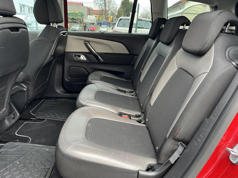 Citroën Grand C4 Picasso 2.0HDi 7MÍST KAMERA KLIMA ČR - fotka 24 z 49
