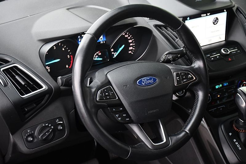 Ford Kuga 2,0TDCi AUT. A/C ČR TAŽNÉ - fotka 15 z 39