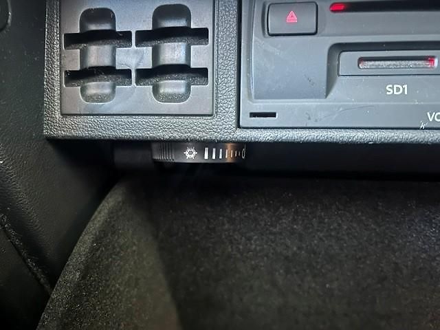 Volkswagen Golf Variant 1,6TDi DSG F1 LED MATRIX NAVI - fotka 44 z 51