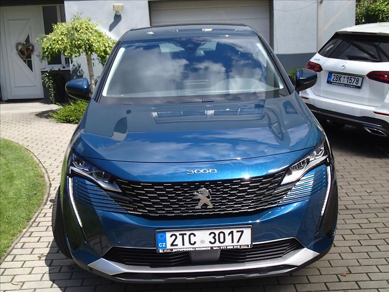 Peugeot 3008 1,2 CZ, 1.Majitel, serv. kn - fotka 3 z 48