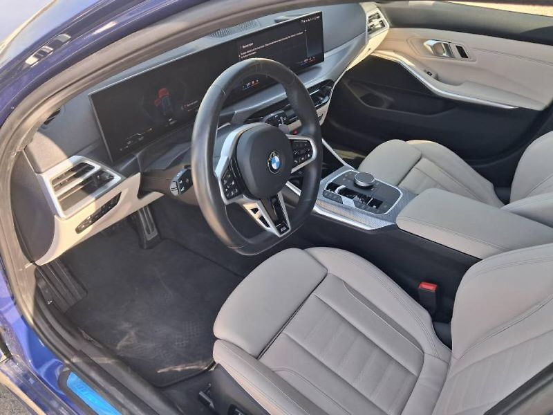BMW Řada 3 330d xDrive Touring - fotka 9 z 17