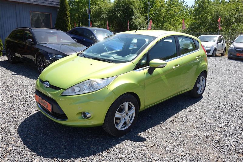 Ford Fiesta 1,2 i, ČR, KLIMATIZACE. - fotka 2 z 4