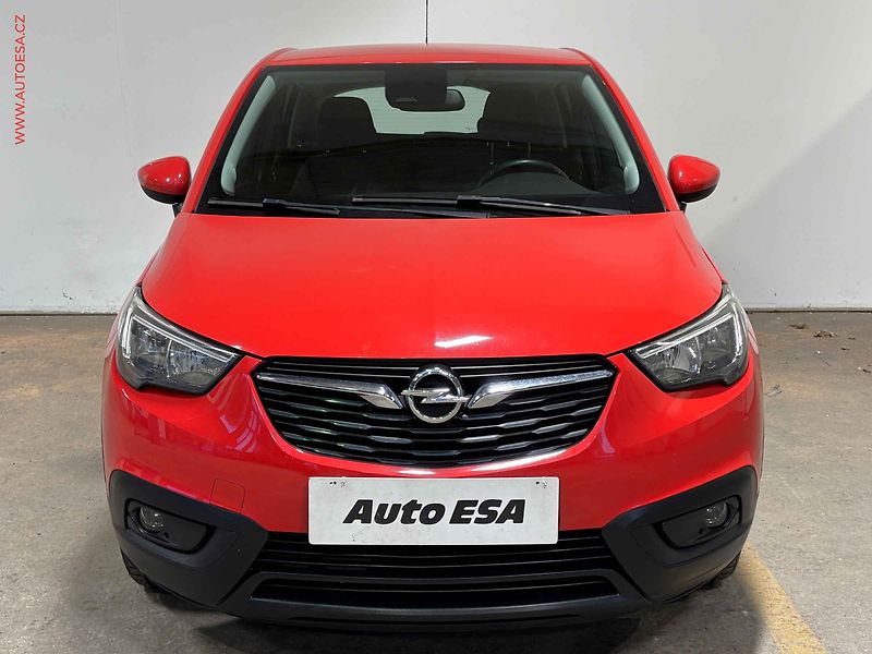 Opel Crossland X (2019) 1.2 i, 2.maj,ČR, AC, výhřev - fotka 2 z 14