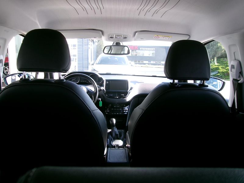 Peugeot 2008 1.6 HDI - fotka 3 z 22