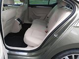 Škoda Superb 2,0 TDI /110 kW/ - náhled 6