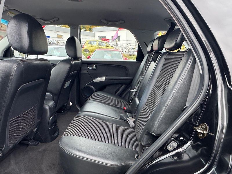 Kia Sportage (2005) 2.0 CRDi, 4WD - fotka 10 z 30