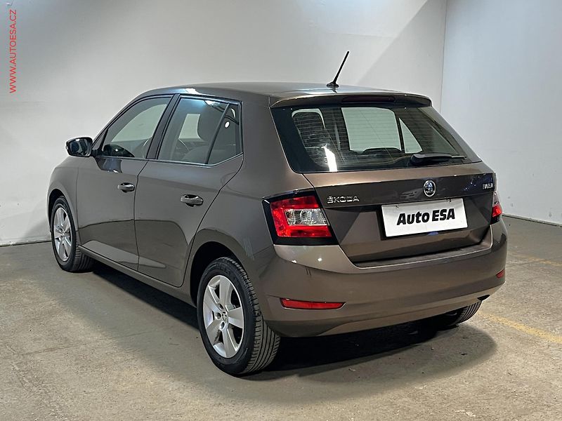 Škoda Fabia (2019) 1.0 TSi, ČR, Ambition - fotka 6 z 13