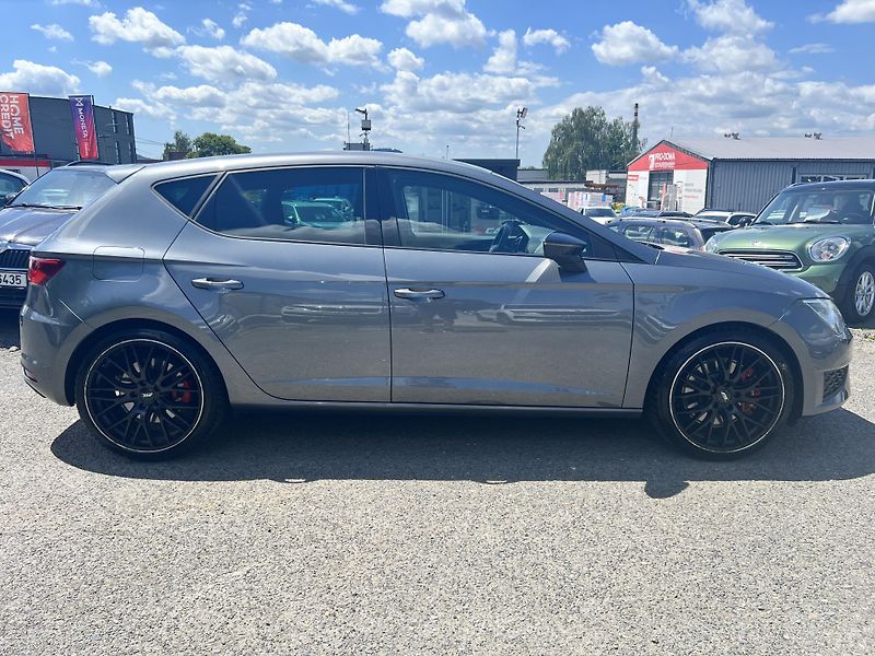 Seat Leon Cupra 280 2.0TSi DSG KŮŽE ALU - fotka 8 z 55