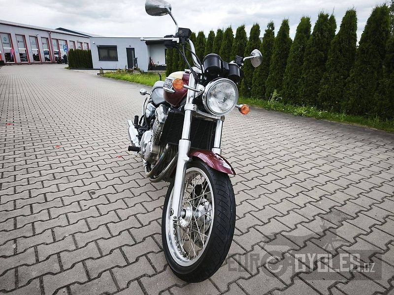 Triumph Thunderbird Sport (1995) - fotka 5 z 10