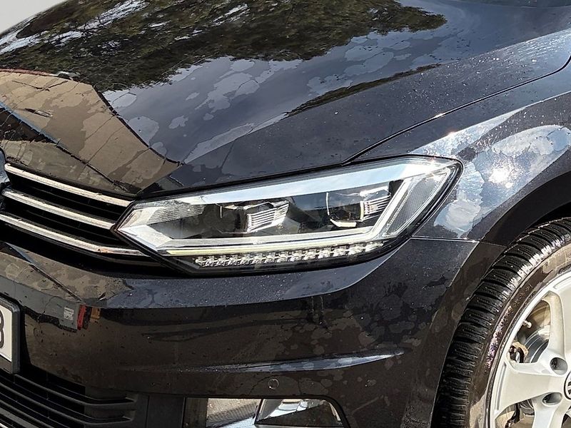 Volkswagen Touran - fotka 5 z 20