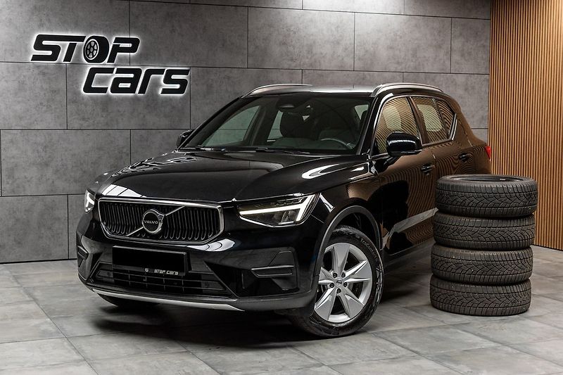 Volvo XC40 B4 CORE*145KW*ACC*ČR*DPH*1.MAJ - fotka 2 z 46