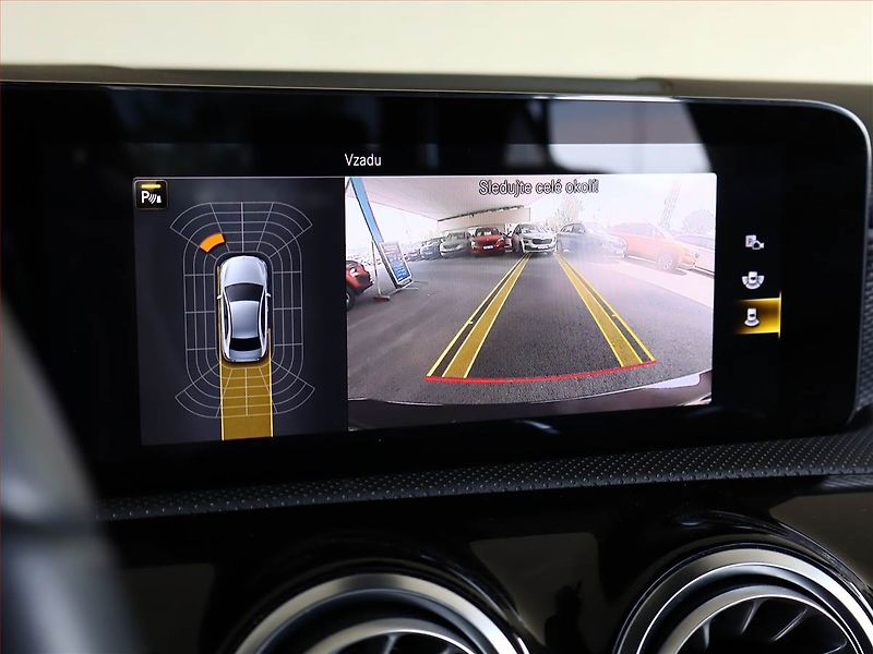 Mercedes-Benz Třídy A (2020) A 180 - fotka 17 z 22
