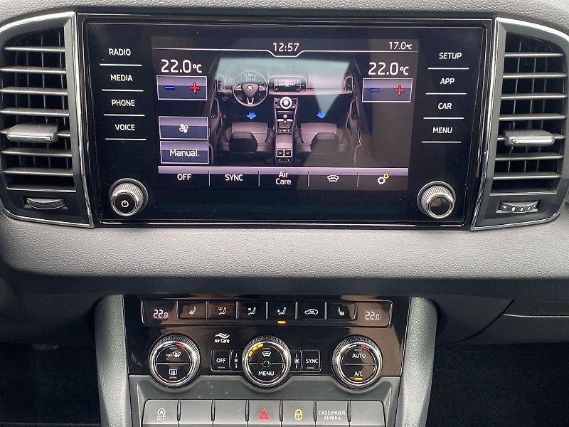 Škoda Karoq (2019) 2.0 TDI 4x4 Ambition Plus - fotka 14 z 31