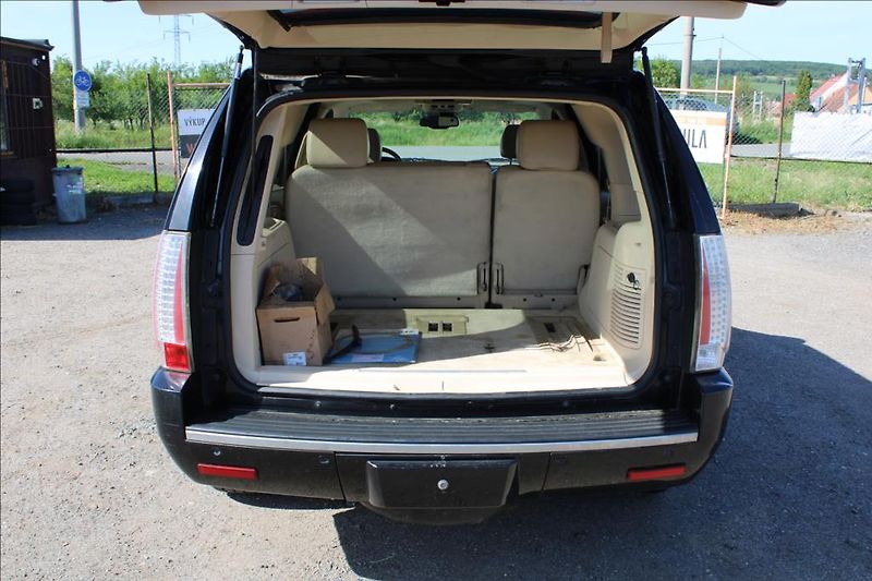 Cadillac Escalade 6,2 V8 6.2i  +LPG, 301 KW, ČR - fotka 14 z 29