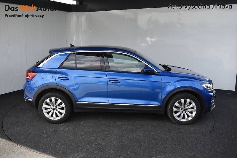 Volkswagen T-Roc (2022) Sport 1.5TSI 110kW DSG,tažné - fotka 8 z 25