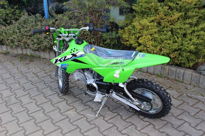 Kawasaki KLX 110 (2026) R 2026 - fotka 4 z 6