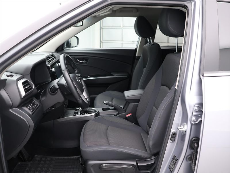 SsangYong Tivoli Grand 1,5 T-GDI Aut. CZ Style - fotka 11 z 30