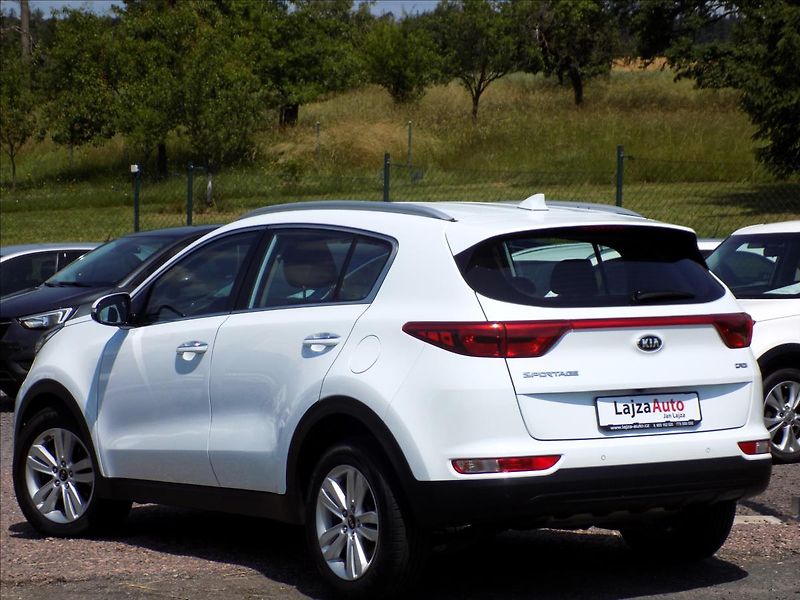 Kia Sportage 1,7 CRDi NAVI, KAMERA, 1.maj. - fotka 5 z 35