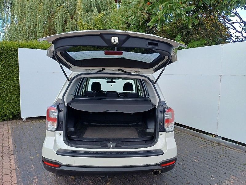 Subaru Forester Active 2,0i 110 kW 6MT 1. maji - fotka 19 z 25