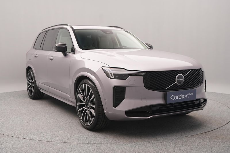 Volvo XC90 (2026) B5 AWD AUT DARK ULTRA 7 míst - fotka 15 z 25