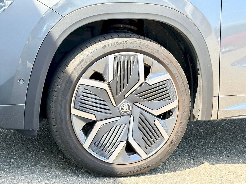 Škoda Kodiaq (2025) 4x4 DSG 2.0 TDI / 142 kW / SPO - fotka 30 z 33