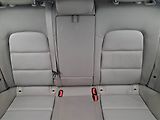 Audi A4 (2011) 2.0 TDI, Xenony, Vyhř. sedaček - náhled 10