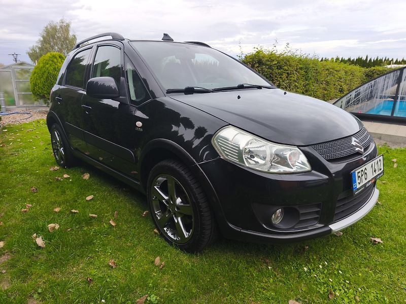 Suzuki SX4 (2007) 1.9DDis 88kw, r.v.2007 - fotka 2 z 7