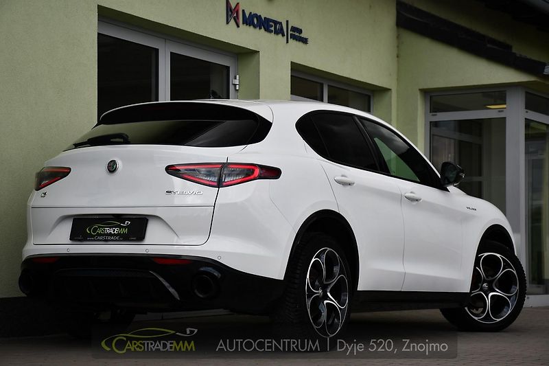 Alfa Romeo Stelvio 2.2 JTDm 154kW  Připravujeme - fotka 5 z 49