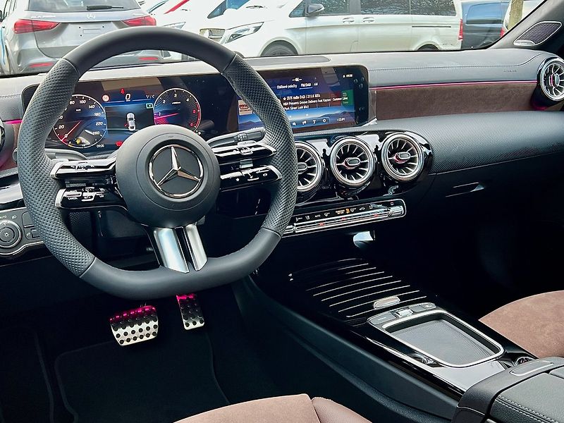 Mercedes-Benz CLA (2025) 200 d Linie  AMG - fotka 11 z 23