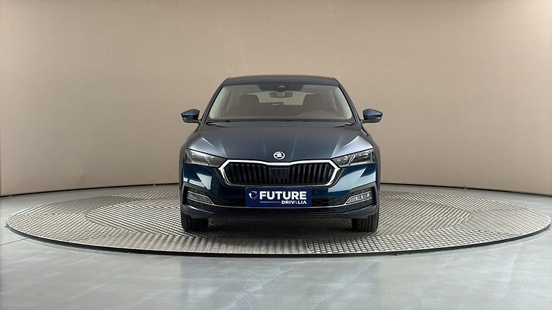 Škoda Octavia 2.0 TDI Style - fotka 3 z 25