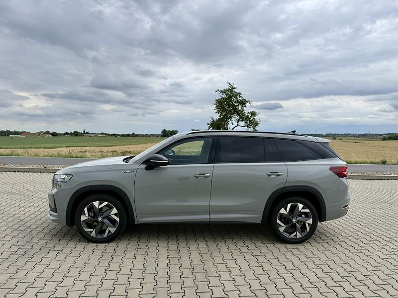 Škoda Kodiaq (2024) SPORTLINE 2.0 TDI DSG - fotka 7 z 16