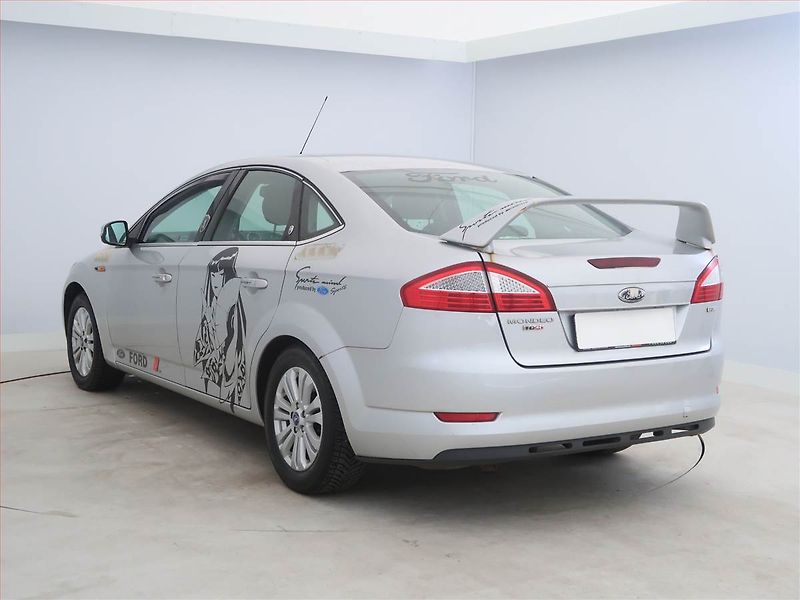 Ford Mondeo (2010) 2.0 TDCi, Klima, zamluveno - fotka 4 z 15