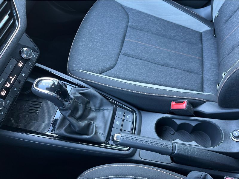 Škoda Scala 1.0TSi 85kW TOP SELECTION DSG - fotka 21 z 30