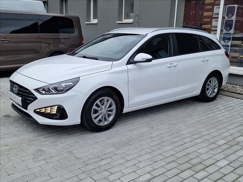 Hyundai i30 1.0 T-Gdi Comfort,ČR,1.Maj - fotka 6 z 47