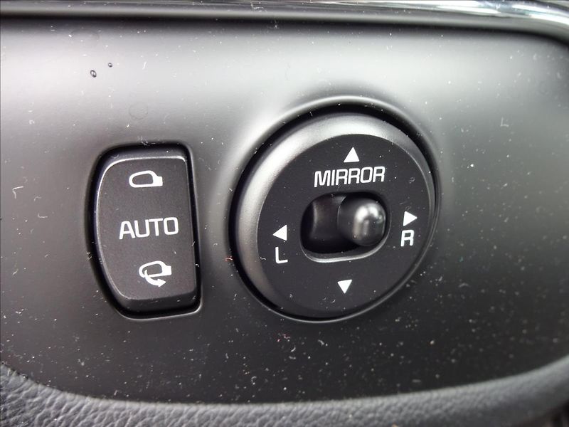 Kia Ceed 1,6 CRDi 100kW GT LINE - fotka 44 z 50