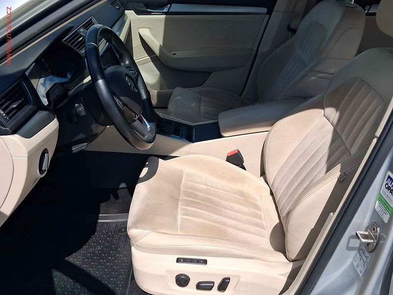 Škoda Superb (2015) 2.0 TDi, ČR, Style - fotka 9 z 24