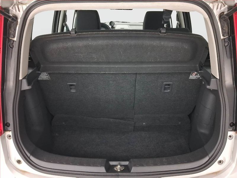Suzuki Splash (2012) 1.0 - fotka 13 z 18