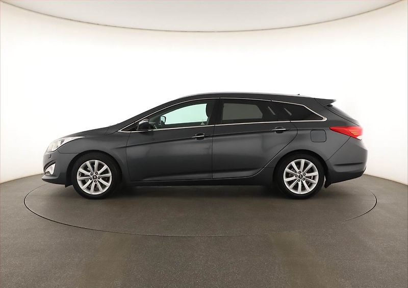 Hyundai i40 (2013) 1.7 CRDi, Serv.kniha, Xenony - fotka 3 z 17