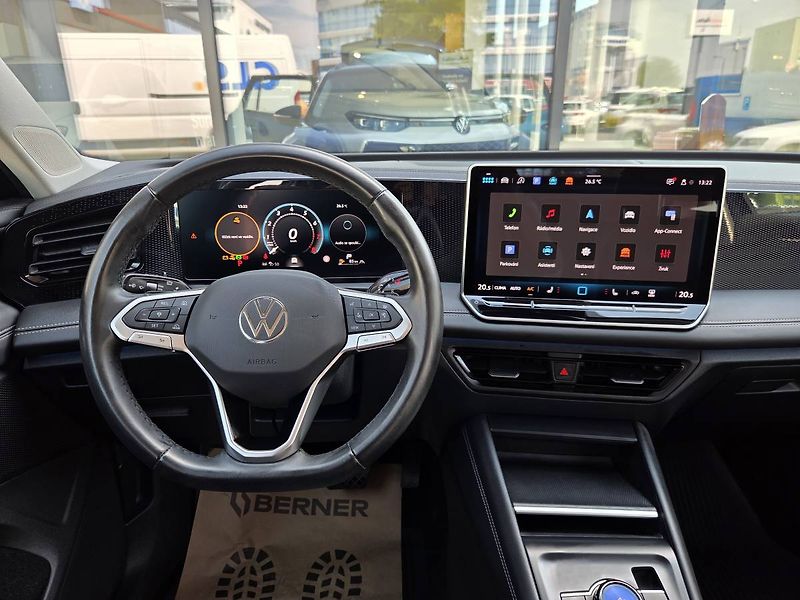 Volkswagen Tiguan (2024) 1.5 eTSI DSG 110kW - fotka 14 z 40