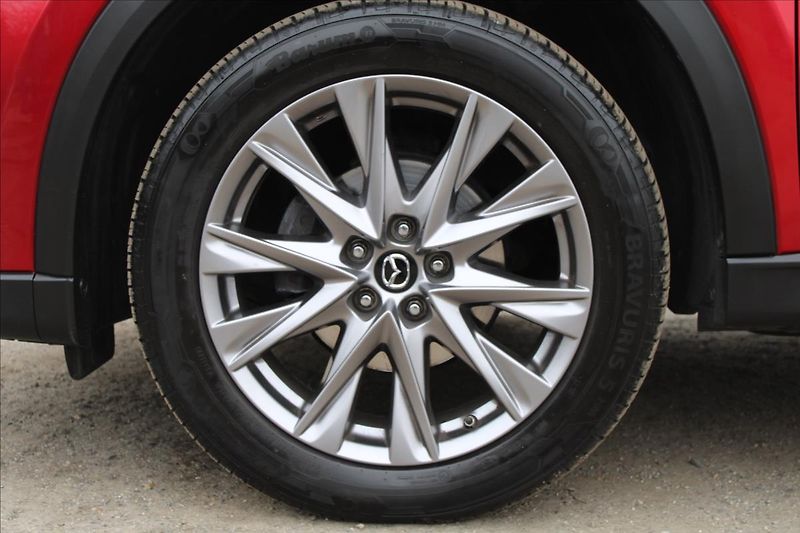 Mazda CX-5 2,5 i  1MAJ,A/T,4x4,REVOLUTION - fotka 33 z 39